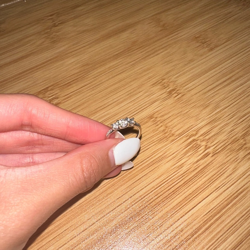 Silver pandora ring with 3 diamonds!